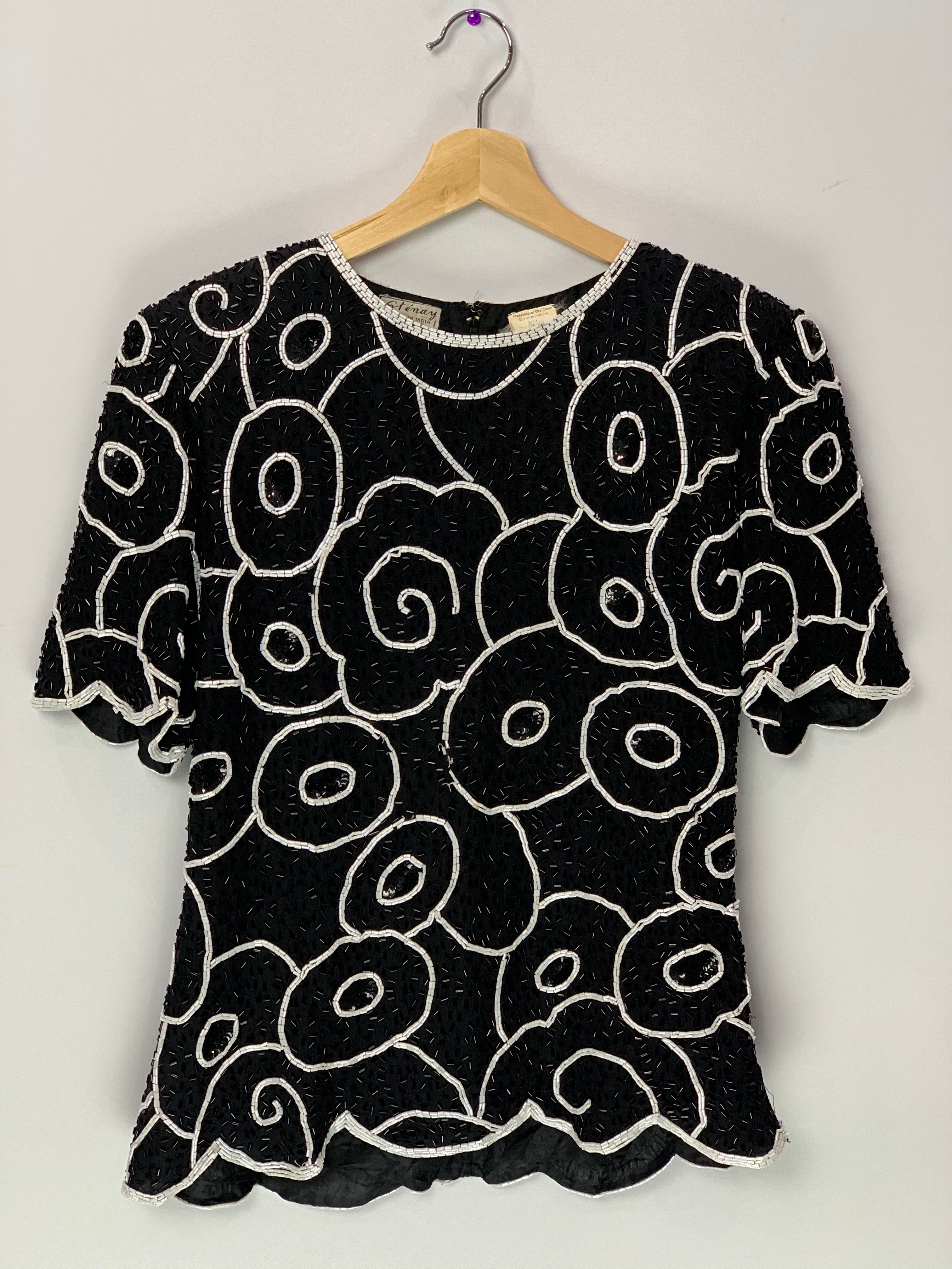 Round & Round Tee